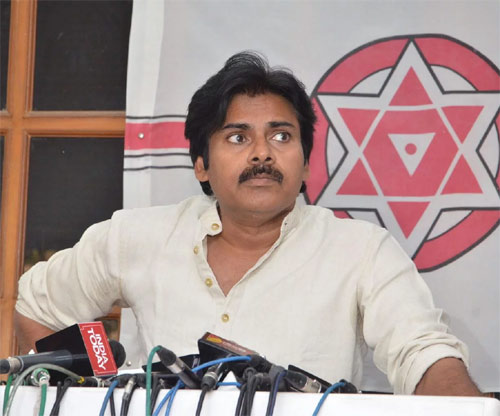 pawan kalyan,janasena party,jagan,ysrcp,chandrababu naidu,venkaiah naidu  పవన్‌ స్పందన బాగుంది..కానీ....! 